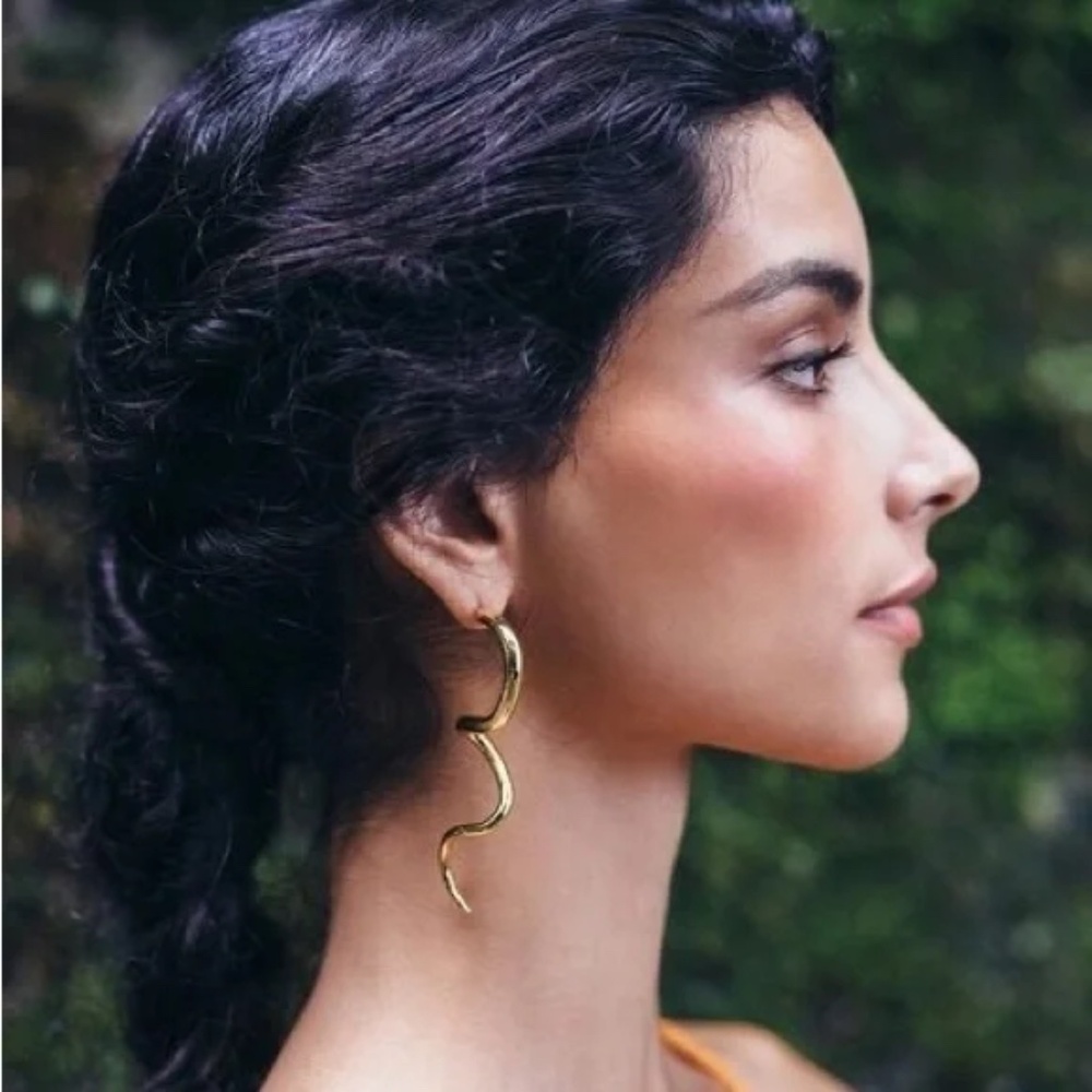 Cult Gaia Drea Twisted Spiral Earrings